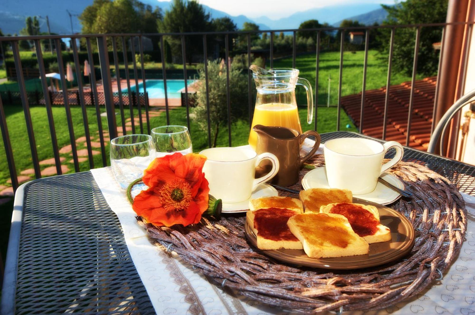 Agriturismo Alla Poncia Gravedona Exteriér fotografie