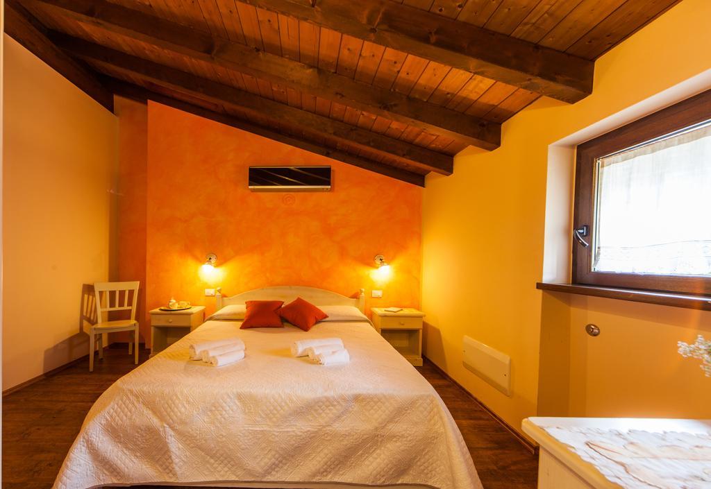 Agriturismo Alla Poncia Gravedona Exteriér fotografie